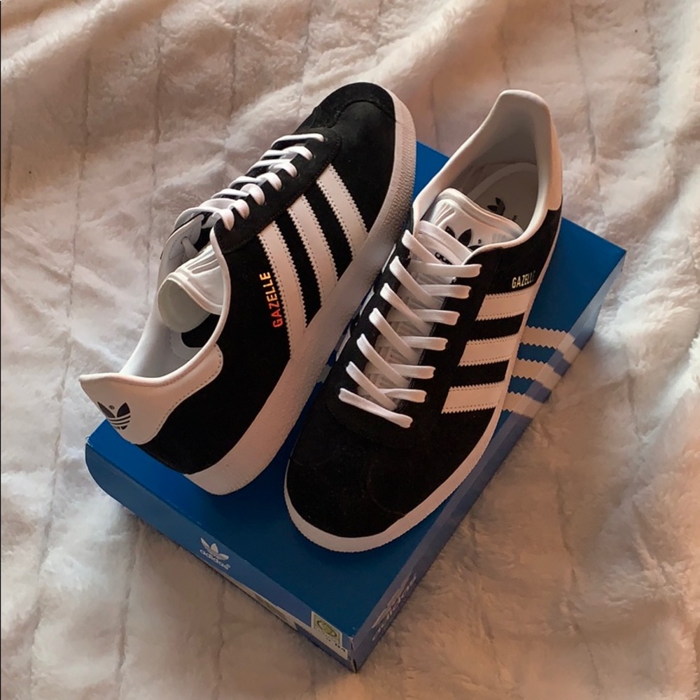 Superstar J Sneakers